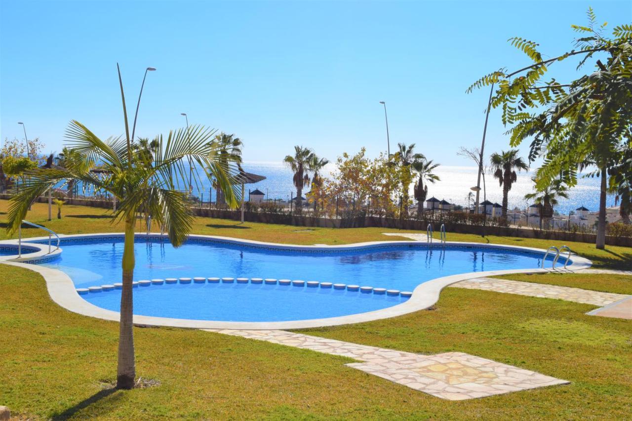 Espacioso Apartamento Con Preciosos Jardines Y Bbq 伊斯拉普拉纳 外观 照片